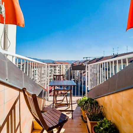 Ampia Mansarda E Terrazzo 10 Minuti Dal Centro Apartment Turin Luaran gambar