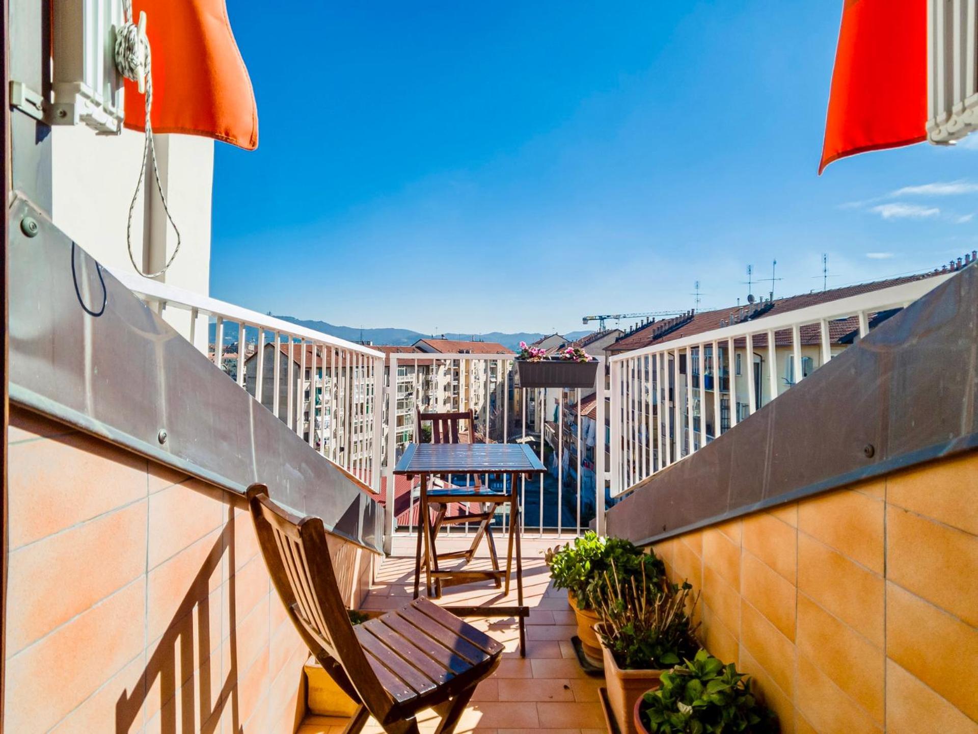 Ampia Mansarda E Terrazzo 10 Minuti Dal Centro Apartment Turin Luaran gambar